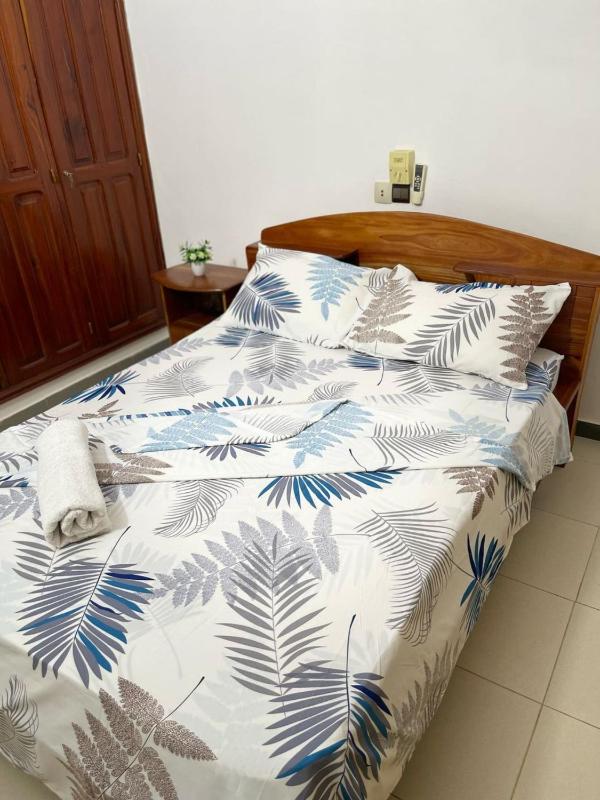 Maison moderne à Calavi - paisible et confortable - image 13