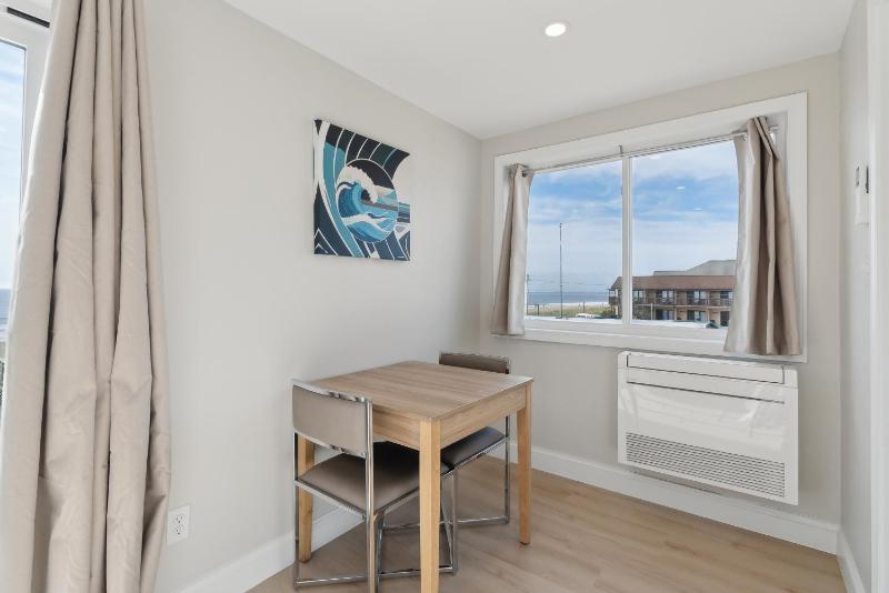 Superior Double Room image 3