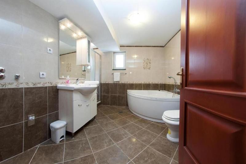 Apartment Arte - image 10