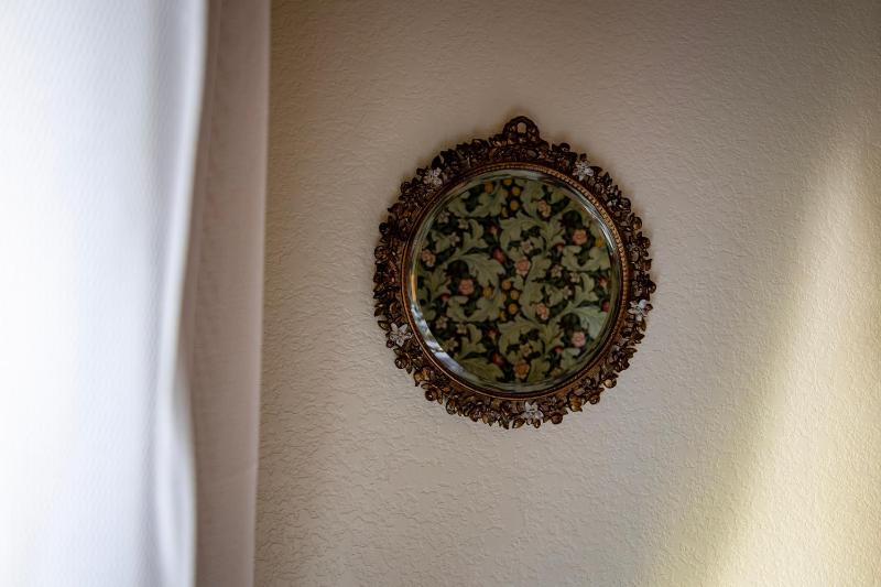 Double Room with Shared Bathroom image 4