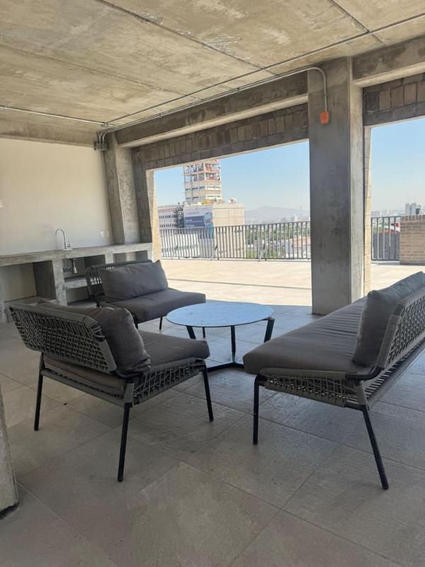Modern apt in Col Americana - image 14