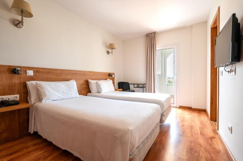 Double Room - Unlimited Breakfast Brunch image 3