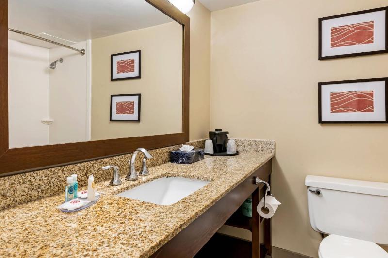 Superior King Room - Non-Smoking image 2