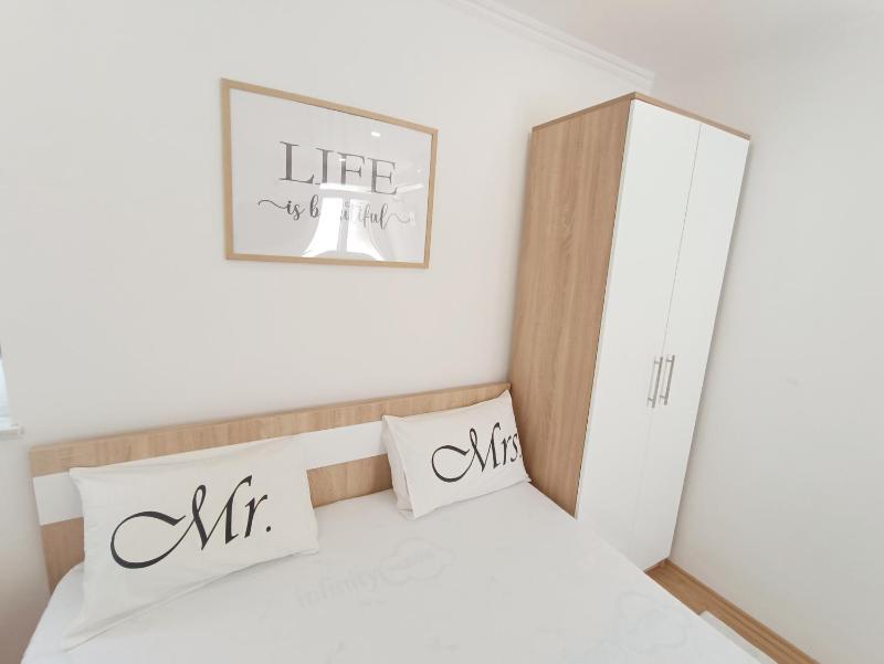 Sunset Apartment - image 16