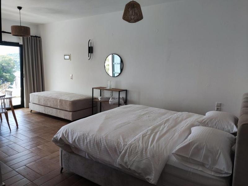 Studio with Sea View image 1