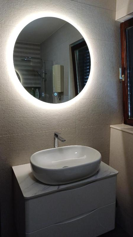 Standard Double Room with Shared Bathroom image 2