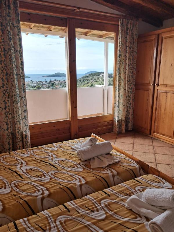 Studio with Sea View image 3