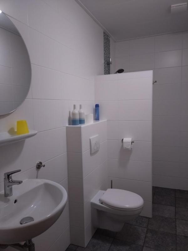 Budget Double Room image 2