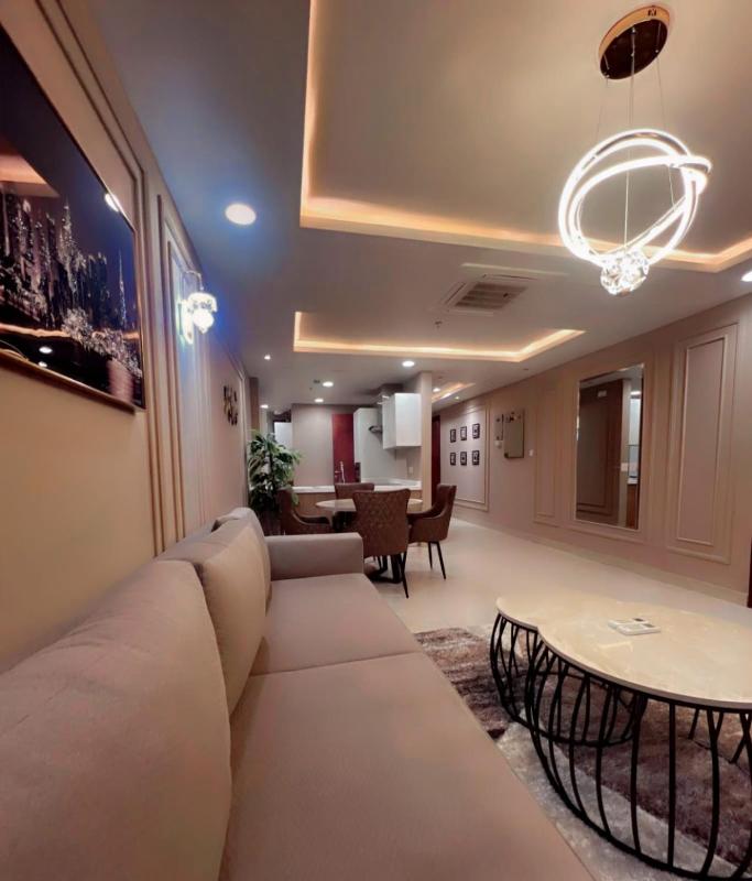 Supreme Residences in Lahore Prime location Gold Crest Mall A P A R T M E N T S - image 9