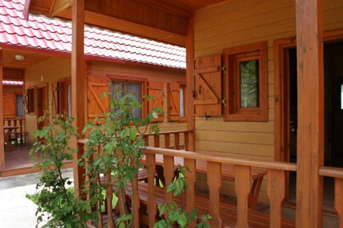 Family Bungalow image 1