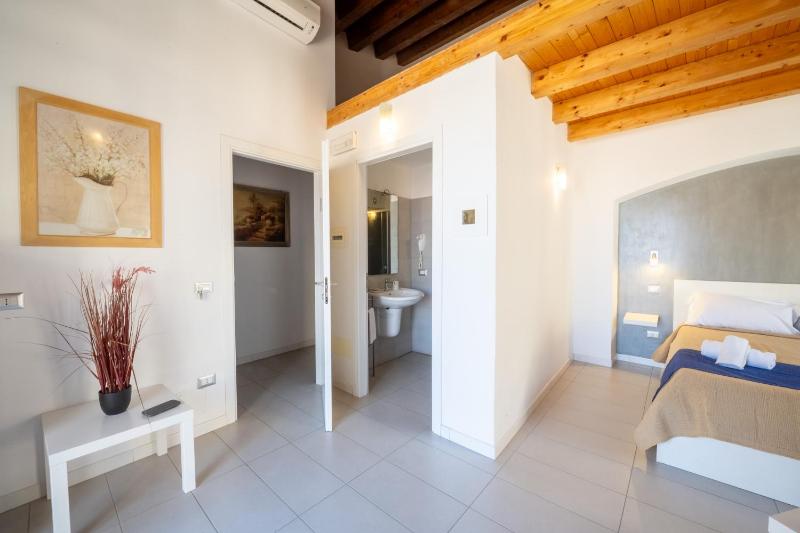 Opera Suite - image 33