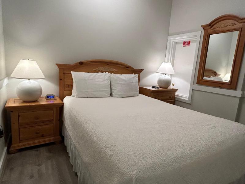 One Bedroom Apartment image 2