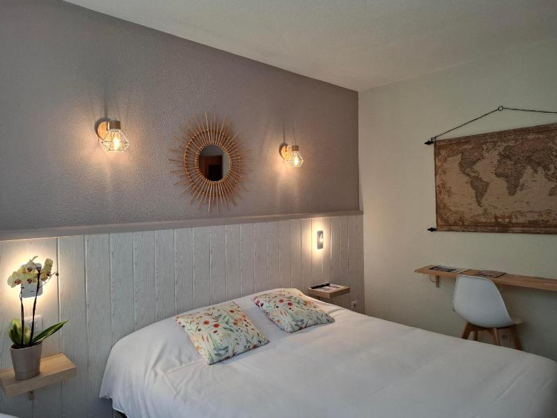 Double Room image 1