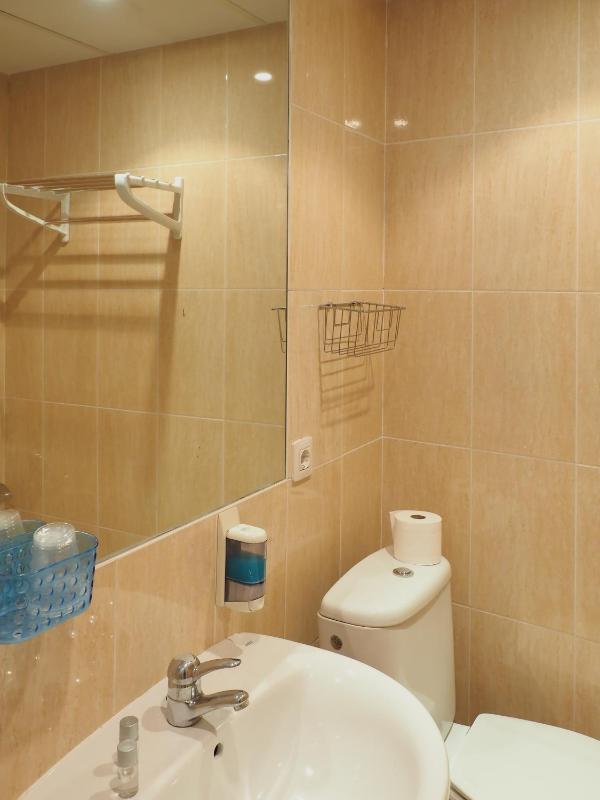 Quadruple Room image 2