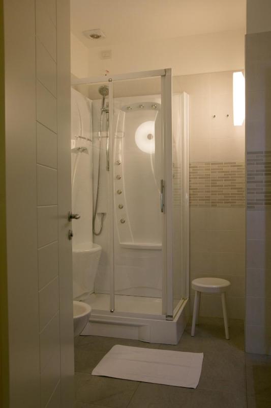 Double or Twin Room image 2