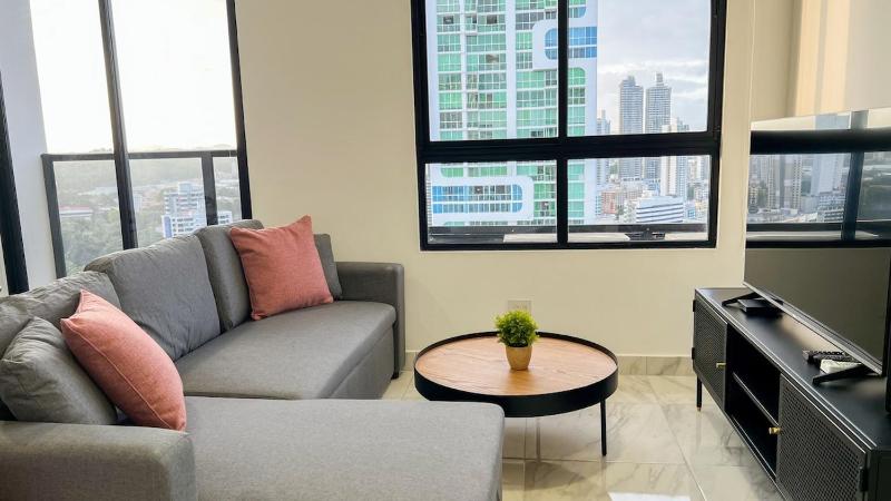 Apartment with city views in Financial District - image 9