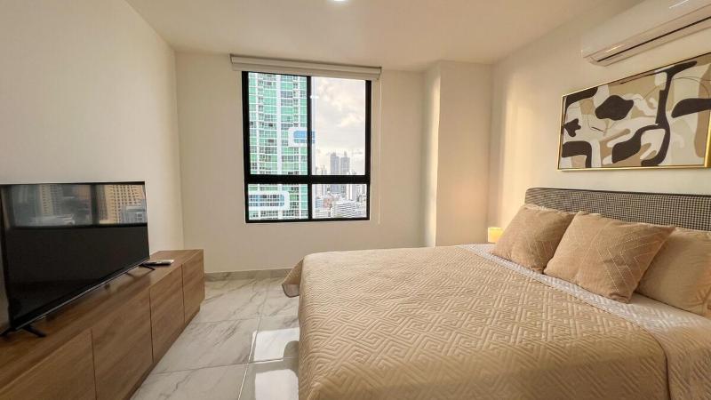Apartment with city views in Financial District - image 8