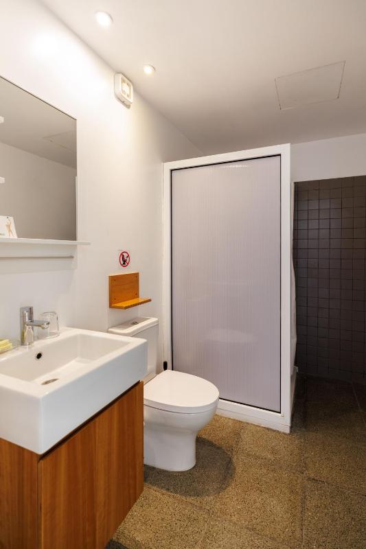 Apartment with Garden View image 3