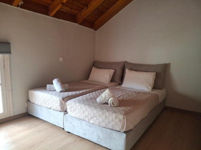 Family Room with Sea View image 3