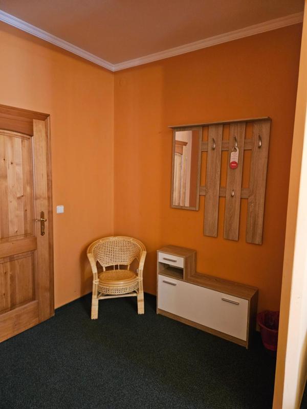 Large Double Room image 3