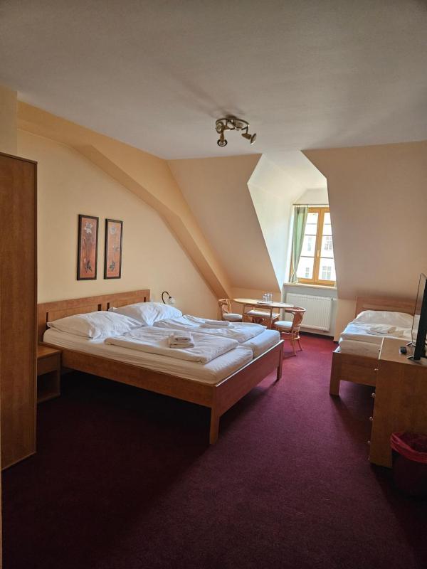 Triple Room image 1
