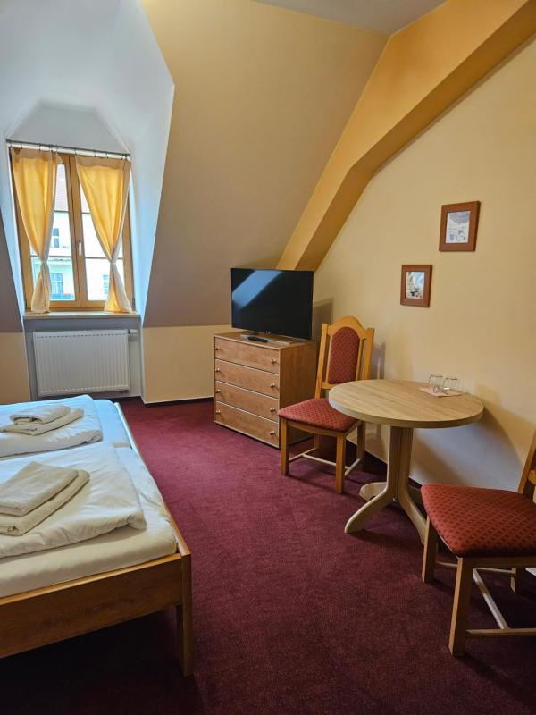 Double Room image 2