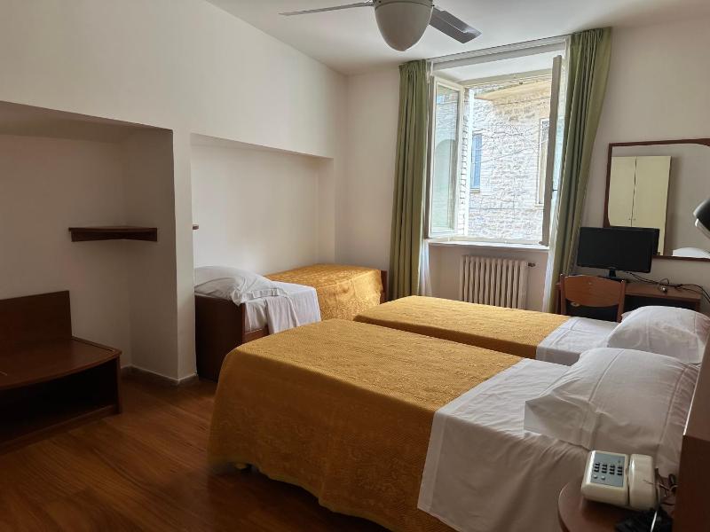 Hotel Roma Assisi - image 26