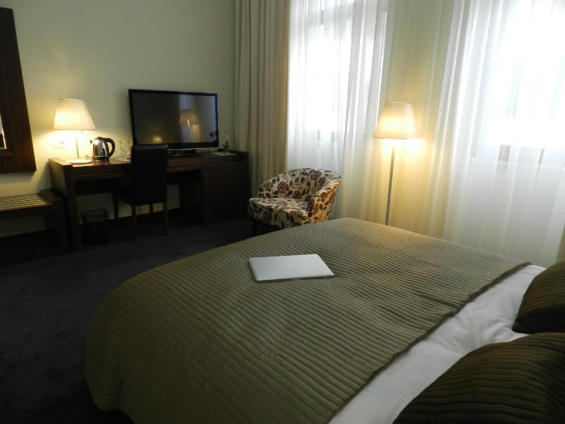 Superior Double Room image 3