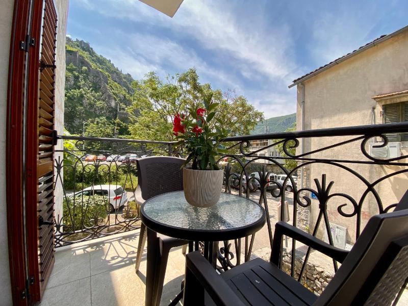 Fiumera Kotor Apartment - image 2