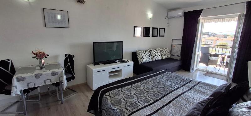 Beautiful sea view 6 luxury studio Danijela 1 - image 8