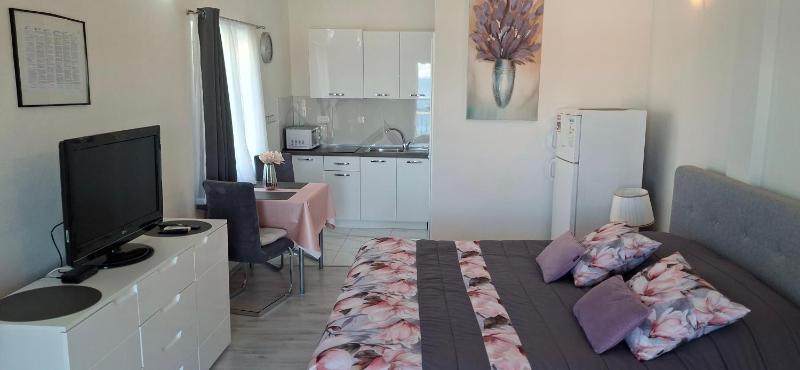 Beautiful sea view 6 luxury studio Danijela 1 - image 19