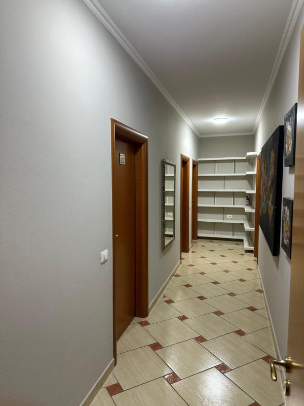 Budget Double Room image 4