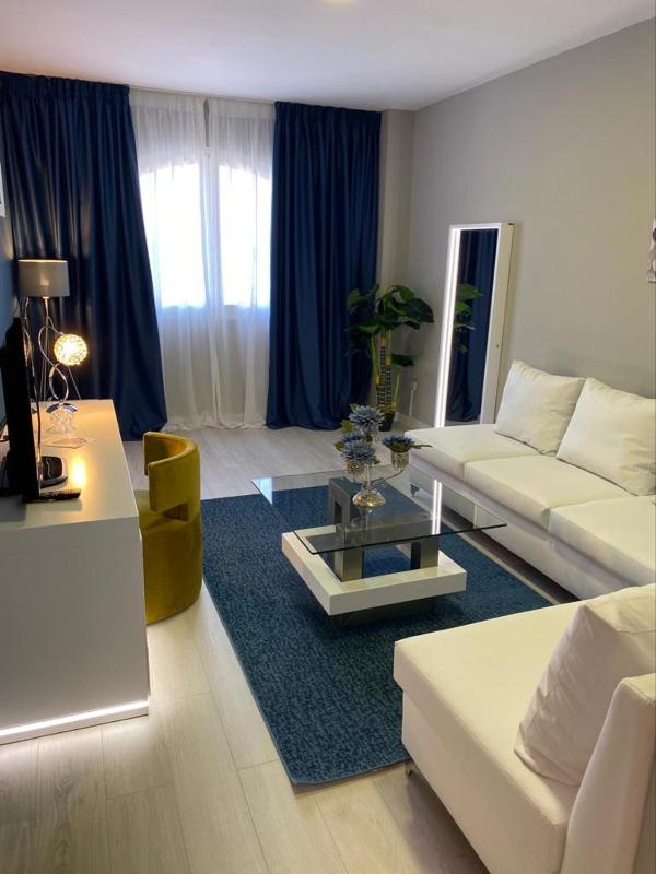 Junior Suite with Spa Bath image 3