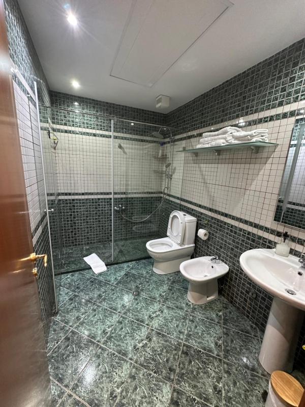 Deluxe Triple Room image 2