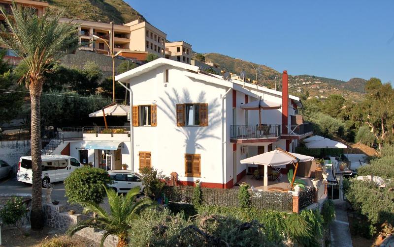 Apartment (Turchese) image 1