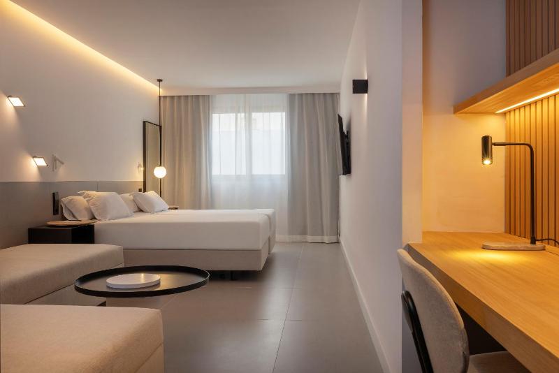 Double Room with Lounge image 1