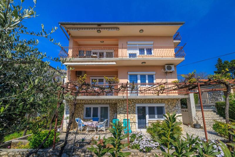 Apartments Melita - image 6