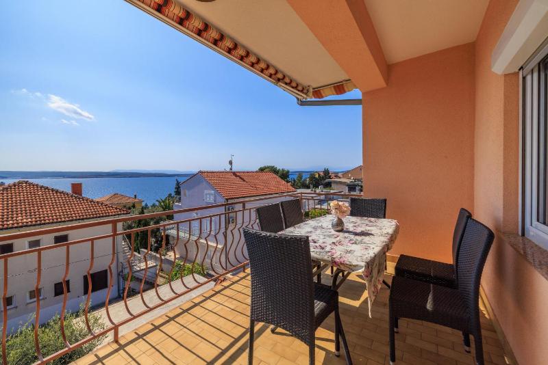 Apartments Melita - image 3