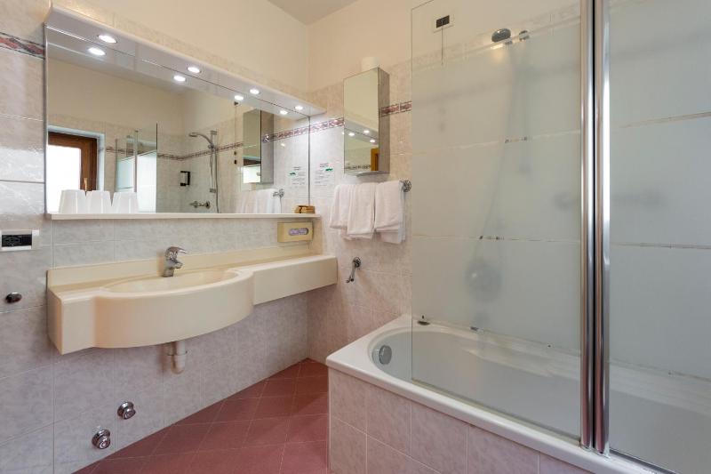 Triple Room image 4