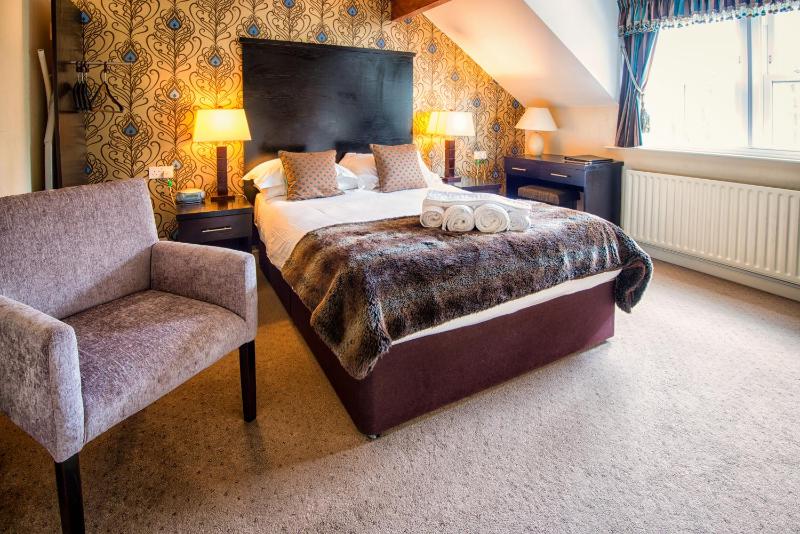 Double Room image 2