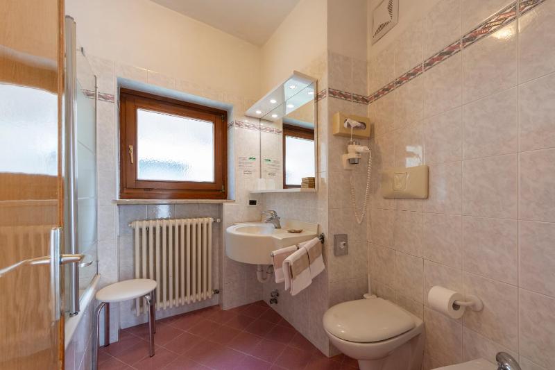 Family Room image 4
