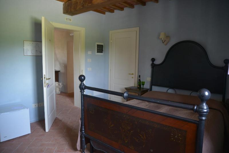 Classic Double or Twin Room image 3