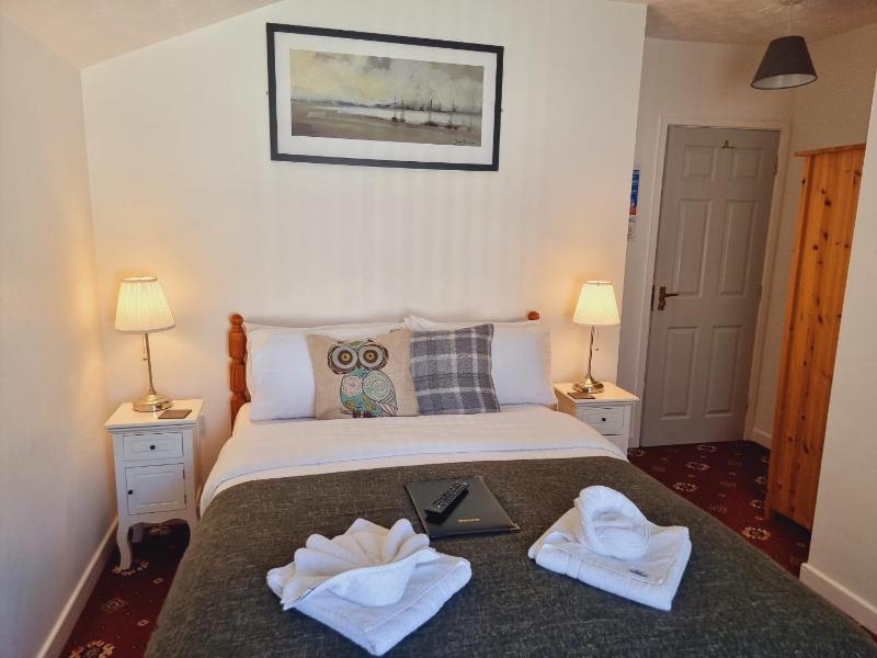 Double Room - Room 6 image 1
