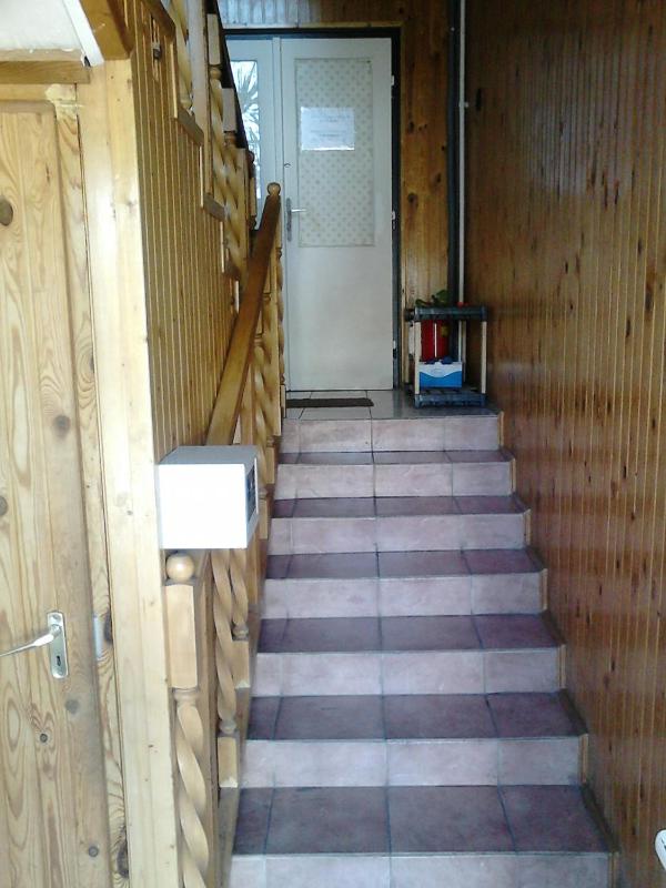 Economy Quadruple Room with Private Bathroom image 4