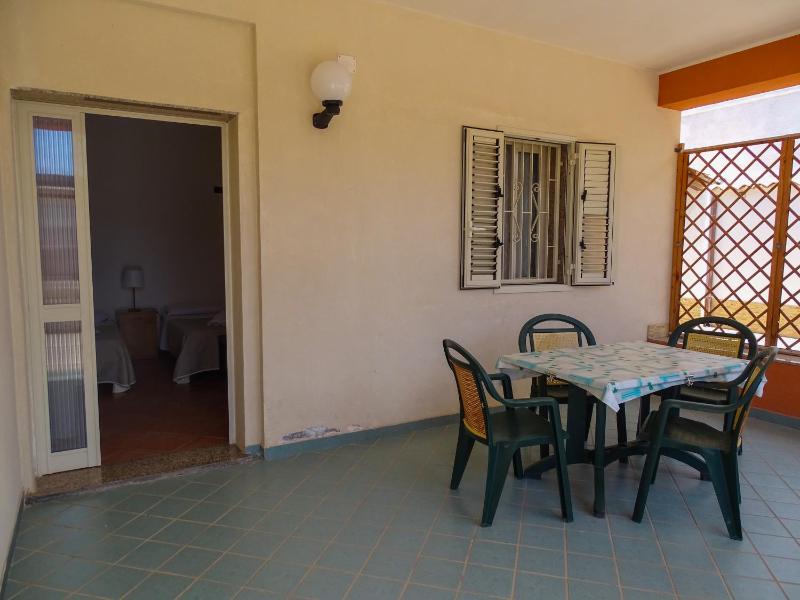Standard Family Room image 3