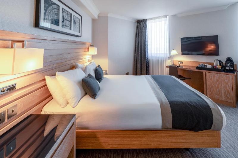 Executive Double Room with Sea View image 3