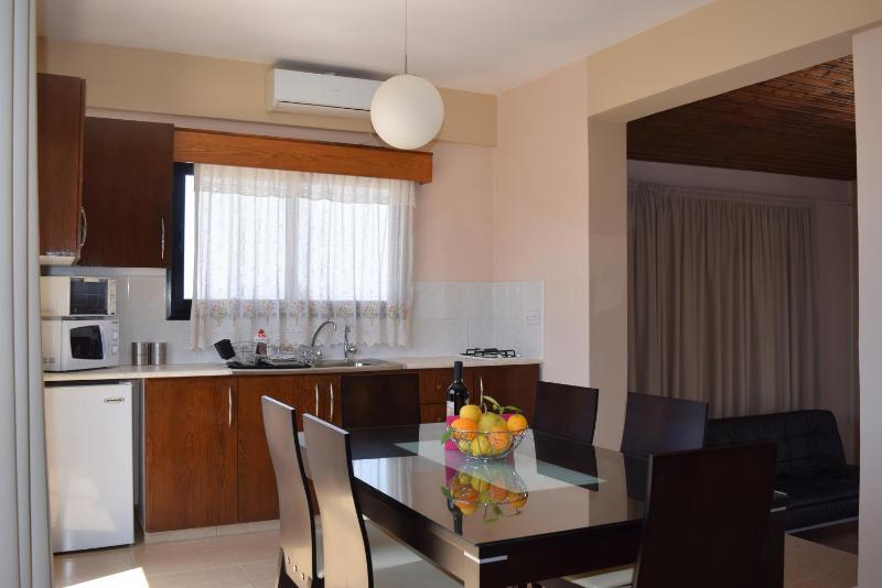 Anna Hotel Apartments - image 2