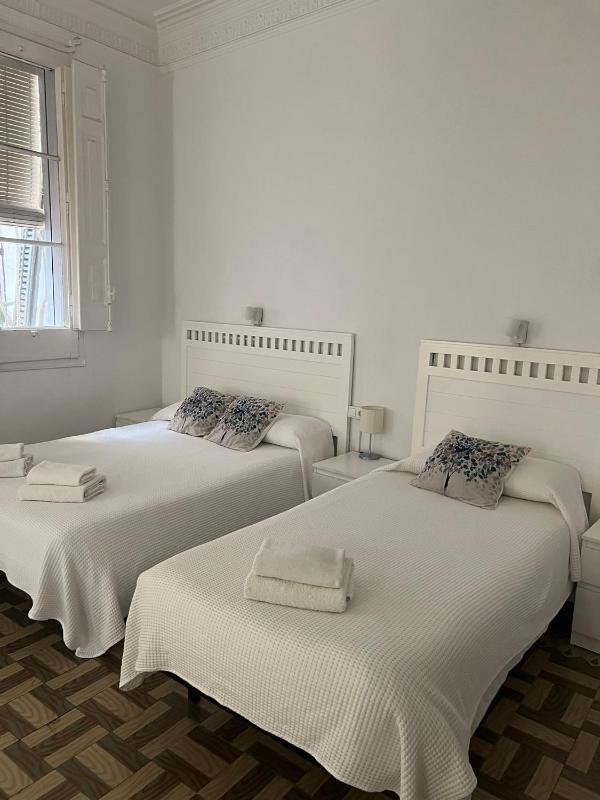 Hostal del Palau - image 5
