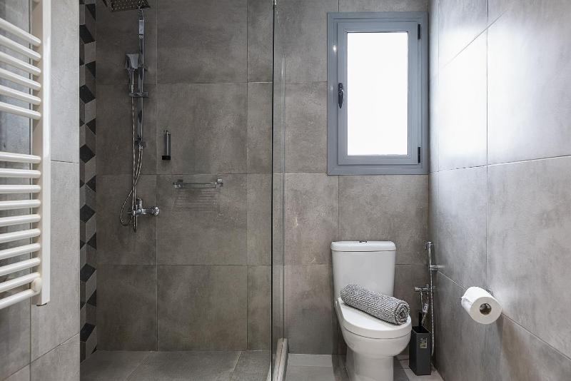 Premium One Bedroom Suite with Balcony image 4