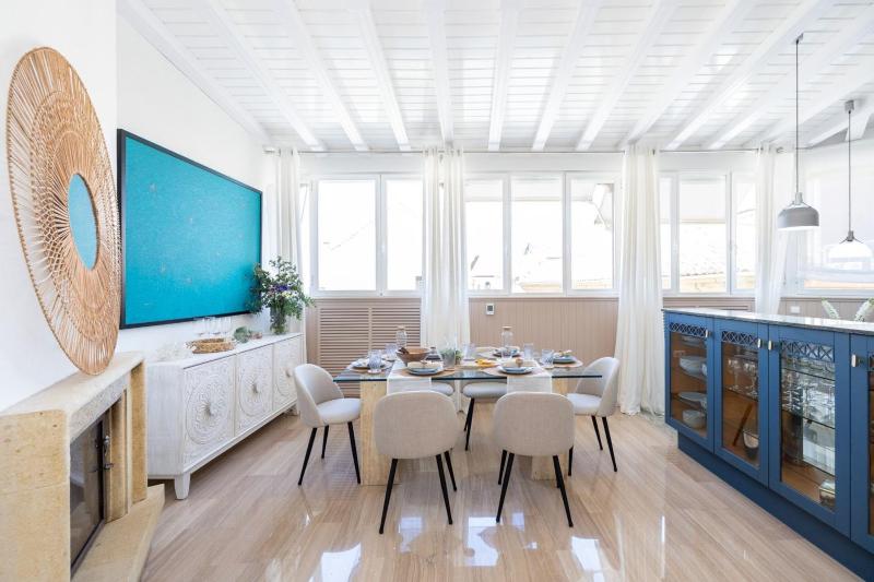 ChezmoiHomes Penthouse Boutique with terrace - image 4